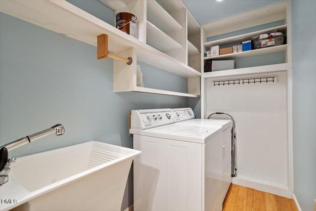 201 Wild Oak Lane, Carrboro, NC 27510