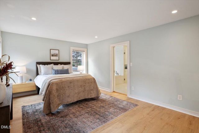 201 Wild Oak Lane, Carrboro, NC 27510