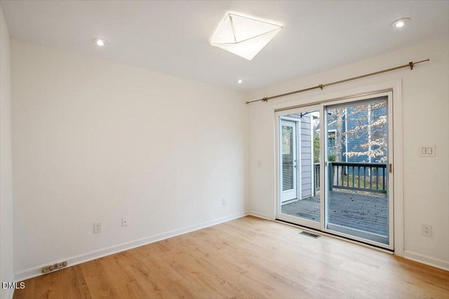 201 Wild Oak Lane, Carrboro, NC 27510