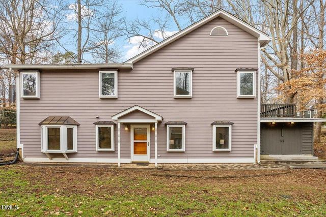 201 Wild Oak Lane, Carrboro, NC 27510