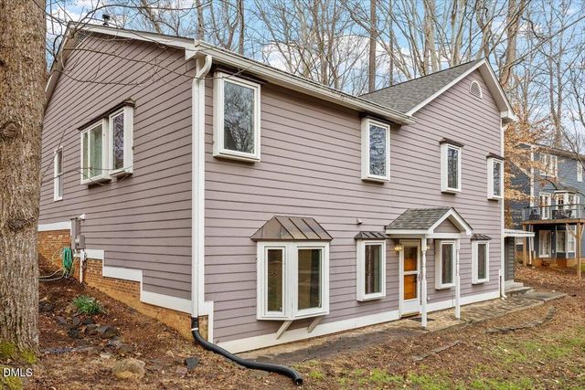 201 Wild Oak Lane, Carrboro, NC 27510