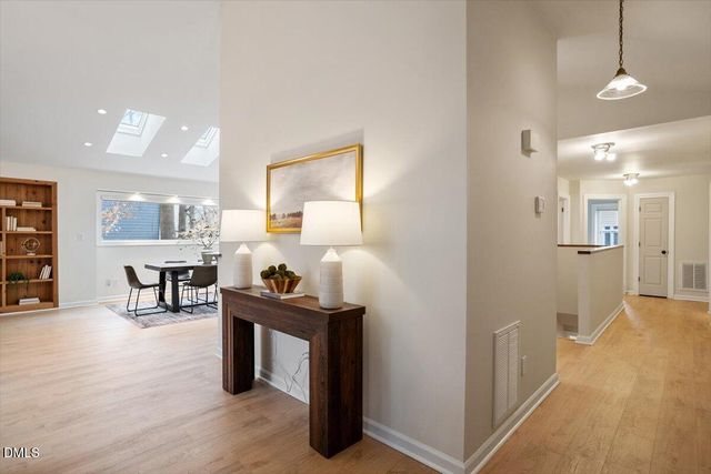 201 Wild Oak Lane, Carrboro, NC 27510