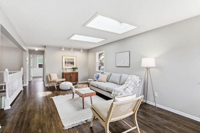 522 Summit Street NE, Columbia Heights, MN 55421