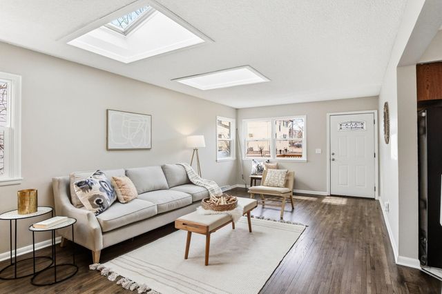 522 Summit Street NE, Columbia Heights, MN 55421