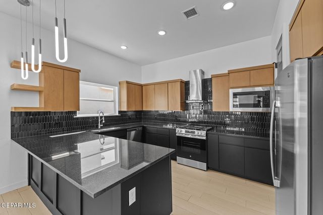 13949 Lorenz Avenue, El Paso, TX 79928