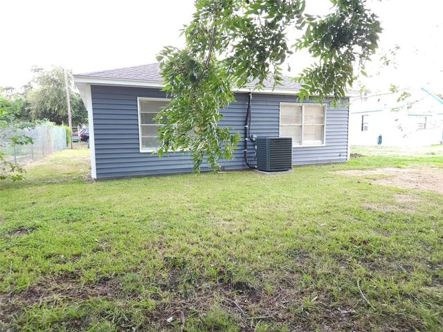 6301 Anderson Street, Texas City, TX 77591