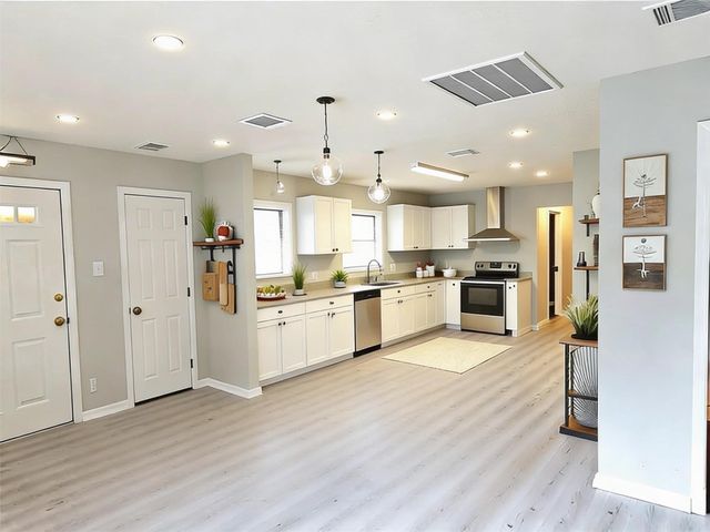 6301 Anderson Street, Texas City, TX 77591
