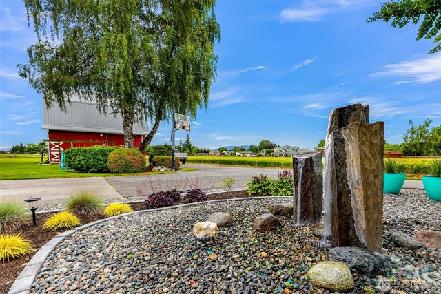 17645 McLean Road, Mount Vernon, WA 98273