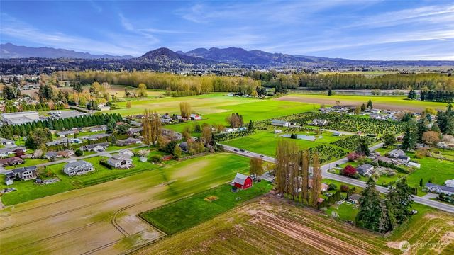 17645 McLean Road, Mount Vernon, WA 98273