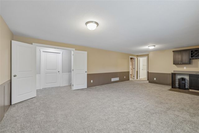 3011 NW 28th Street NW, Ankeny, IA 50023