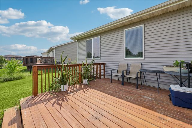 3011 NW 28th Street NW, Ankeny, IA 50023