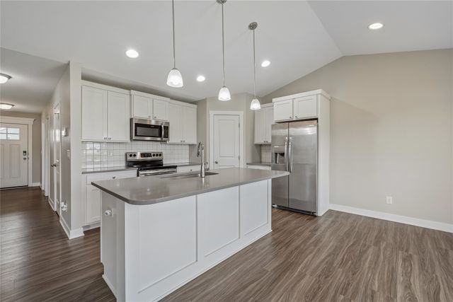 3011 NW 28th Street NW, Ankeny, IA 50023