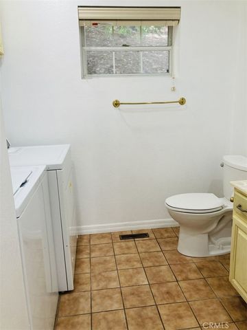 264 Fairway, Lake Arrowhead, CA 92352
