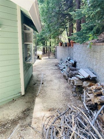 264 Fairway, Lake Arrowhead, CA 92352