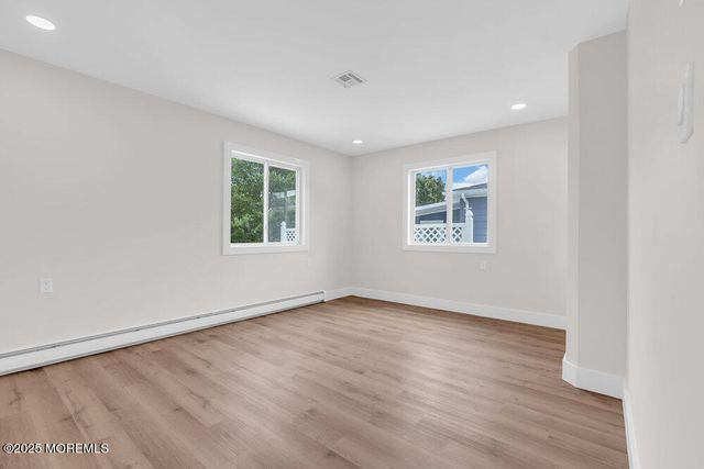 324 Barbados Drive N, Toms River, NJ 08757