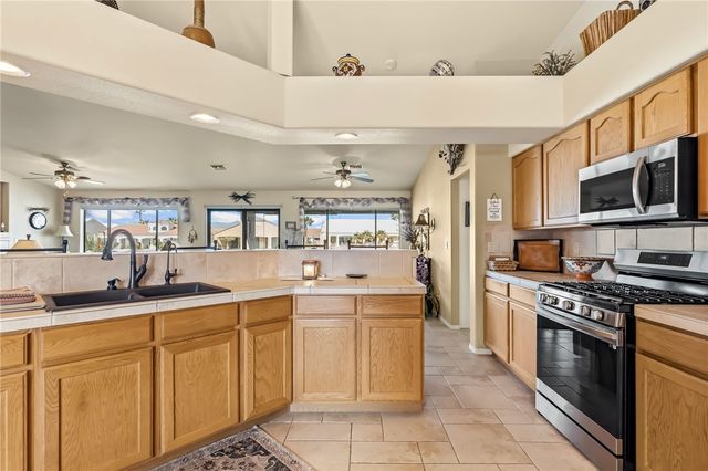 6201 S Vista Laguna Drive, Fort Mohave, AZ 86426