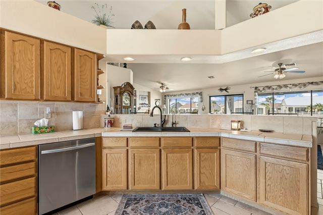 6201 S Vista Laguna Drive, Fort Mohave, AZ 86426