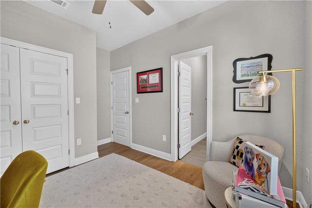 138 N Hawkstone Drive, Fayetteville, AR 72704
