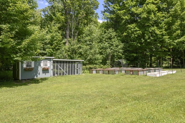 5674 Deer Wood LANE, Campbellsport, WI 53010