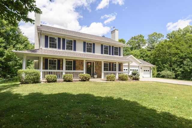 5674 Deer Wood LANE, Campbellsport, WI 53010