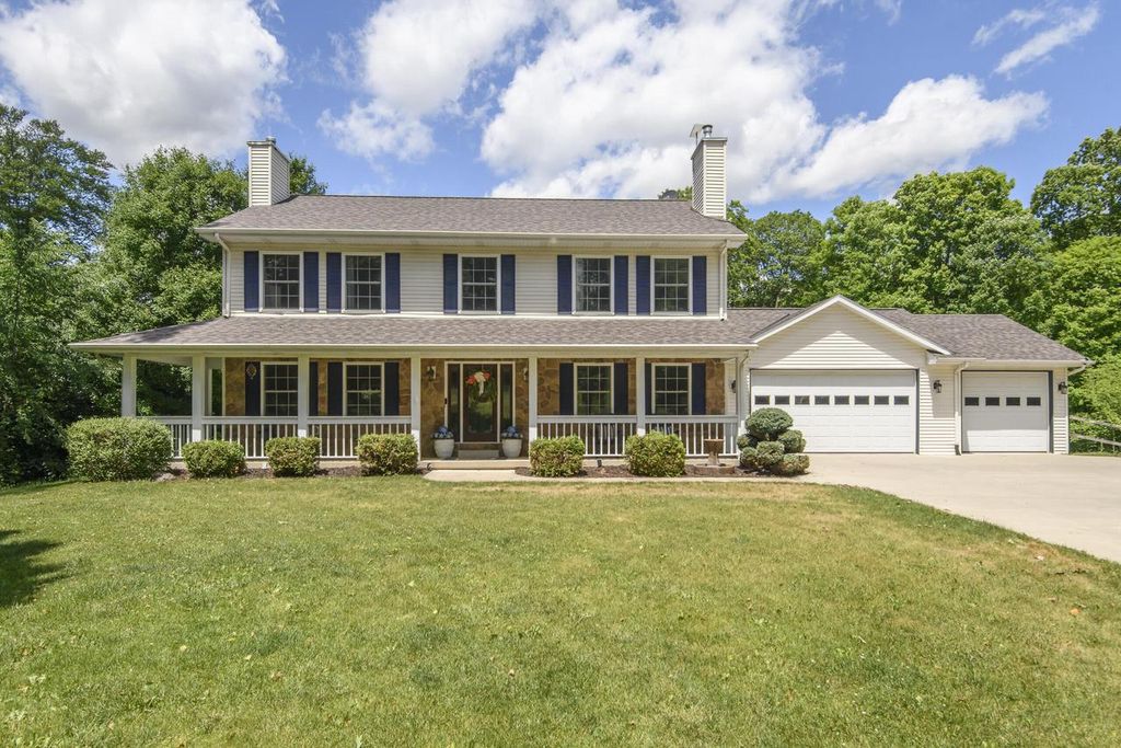 5674 Deer Wood LANE, Campbellsport, WI 53010