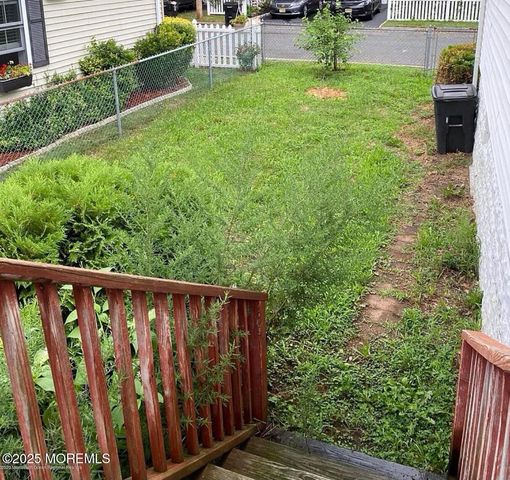 276 Linden Avenue, North Middletown, NJ 07748