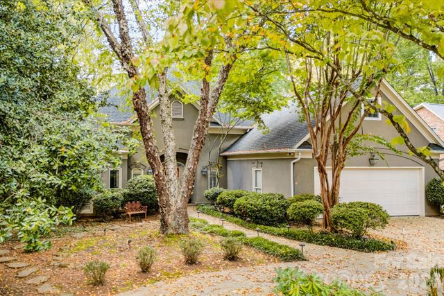 7201 Charter Brook Drive, Charlotte, NC 28270