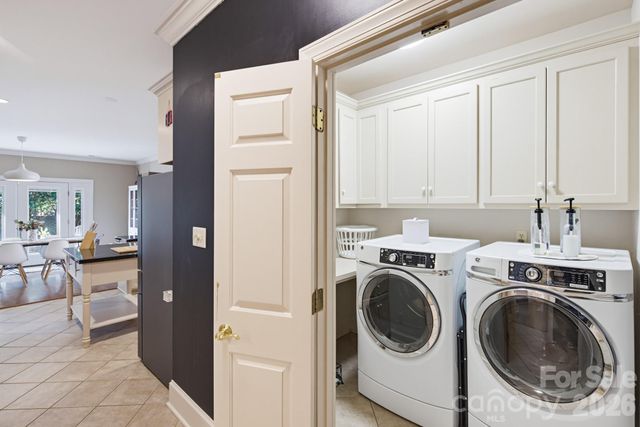 7201 Charter Brook Drive, Charlotte, NC 28270