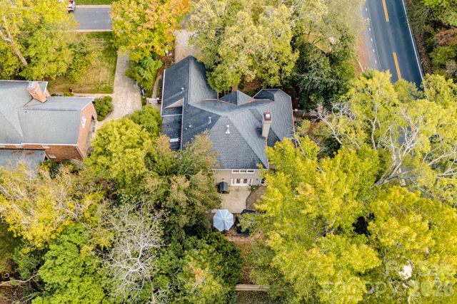 7201 Charter Brook Drive, Charlotte, NC 28270