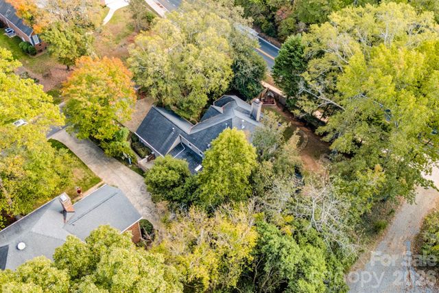 7201 Charter Brook Drive, Charlotte, NC 28270