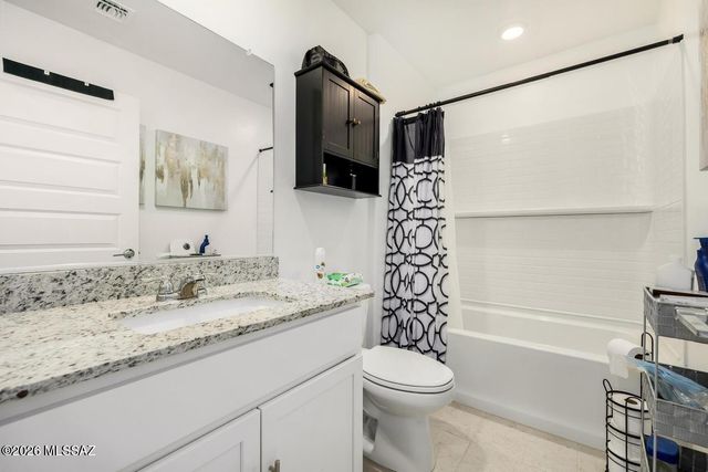 8342 S Clara Roberts Way, Vail, AZ 85641