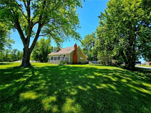 11962 Sunset Road, Excelsior Springs, MO 64024