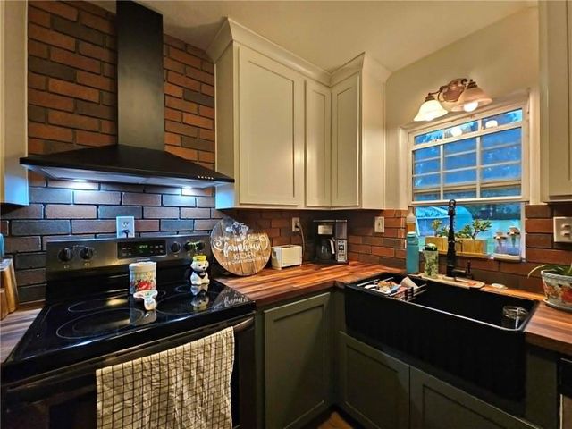 11962 Sunset Road, Excelsior Springs, MO 64024