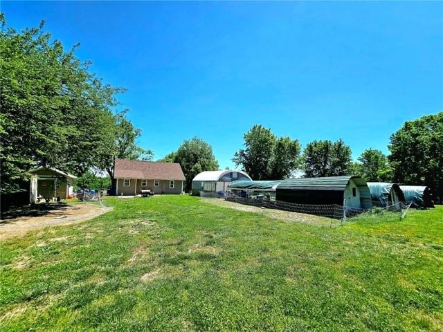 11962 Sunset Road, Excelsior Springs, MO 64024