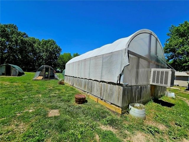 11962 Sunset Road, Excelsior Springs, MO 64024