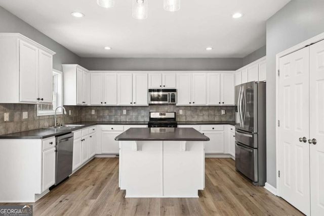 1304 Kirkwood Lane, Smyrna, GA 30082