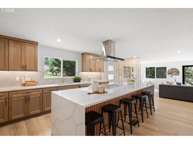 27672 Sw LEPLEY Ln, Hillsboro, OR 97123