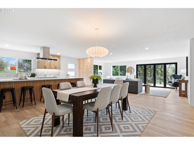 27672 Sw LEPLEY Ln, Hillsboro, OR 97123