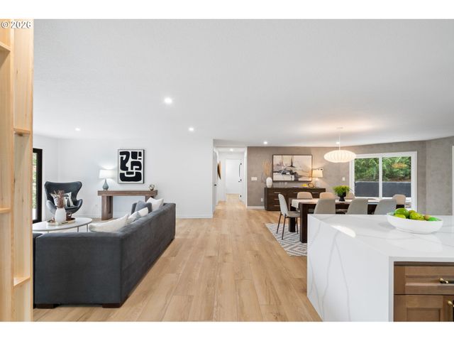 27672 Sw LEPLEY Ln, Hillsboro, OR 97123