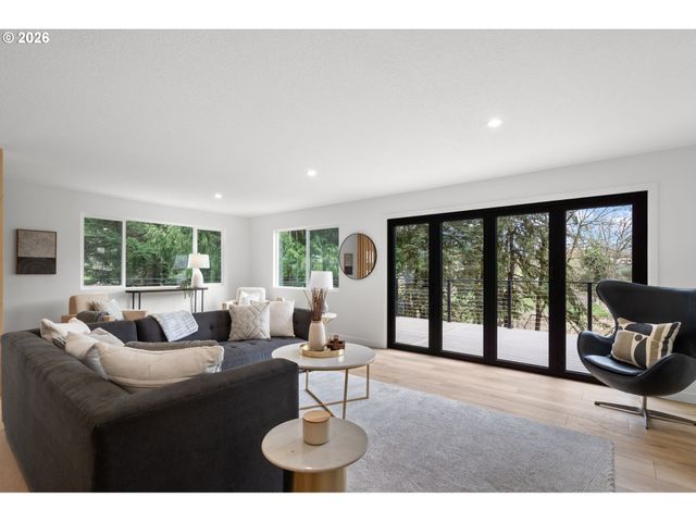 27672 Sw LEPLEY Ln, Hillsboro, OR 97123