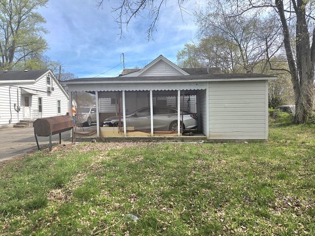 1303 Phelps Avenue, Hopkinsville, KY 42240