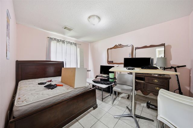 4606 Terrell Street, Houston, TX 77093