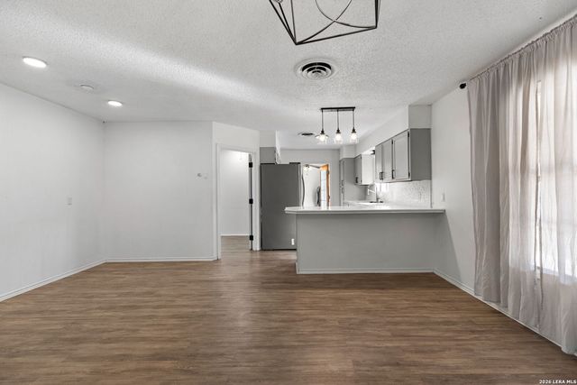 322 lantana, Pleasanton, TX 78064