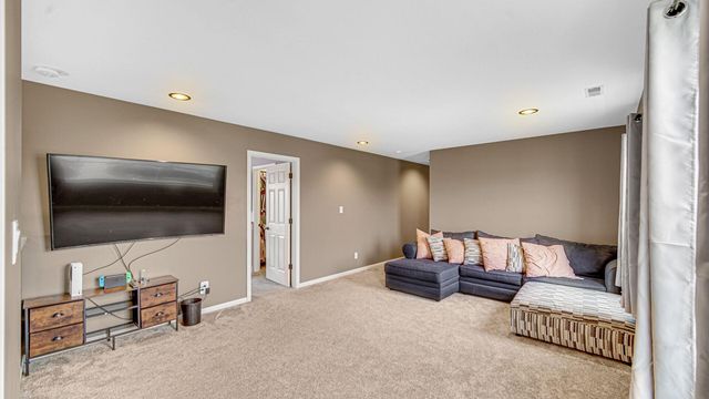 7760 E 123rd Place, Crown Point, IN 46307