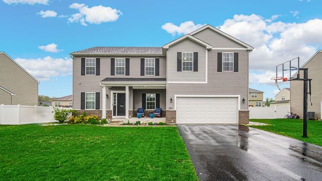 7760 E 123rd Place, Crown Point, IN 46307