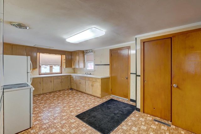 311 Harrison Street, Waterloo, WI 53594