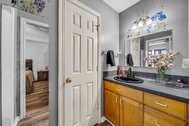 6 W Trail Lane, Normangee, TX 77871