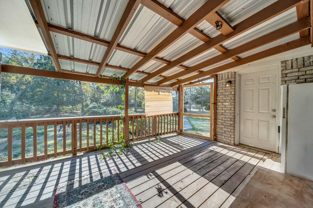 6 W Trail Lane, Normangee, TX 77871