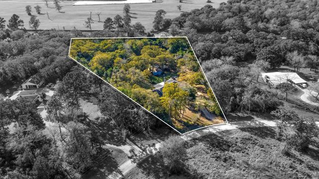 6 W Trail Lane, Normangee, TX 77871