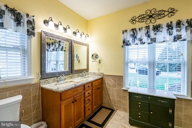 45 THEA CT, Womelsdorf, PA 19567